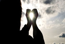 奇异果体育：德甲身价贬值榜：西蒙斯&格纳布里下跌1000万，萨内&聚勒降700万.